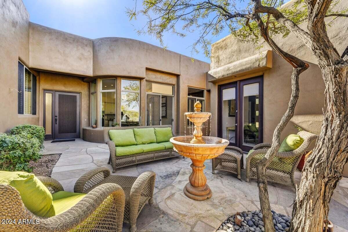 27807 North 108th Way Scottsdale, AZ 85262 - Photo 2 of 20 Courtyard Sitting