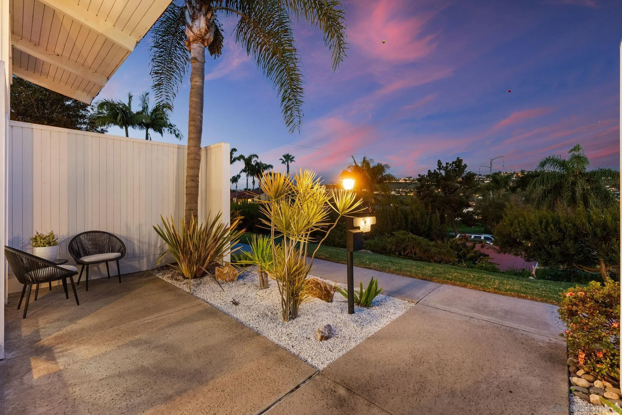 7087 Estrella De Mar Road, Unit D Carlsbad, CA 92009 - Photo 23 of 28