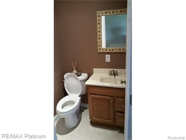 4125 Curdy Road Howell, MI 48855 - Photo 8 of 11 curdy powder rm.jpg