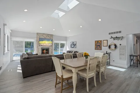 $1,450,000 | 9 Debbie Trail, Hampton Bays, NY 11946