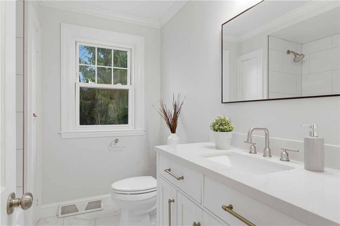 377 England Street Cumberland, RI 02864 - Photo 12 of 37 1st Floor bathroom