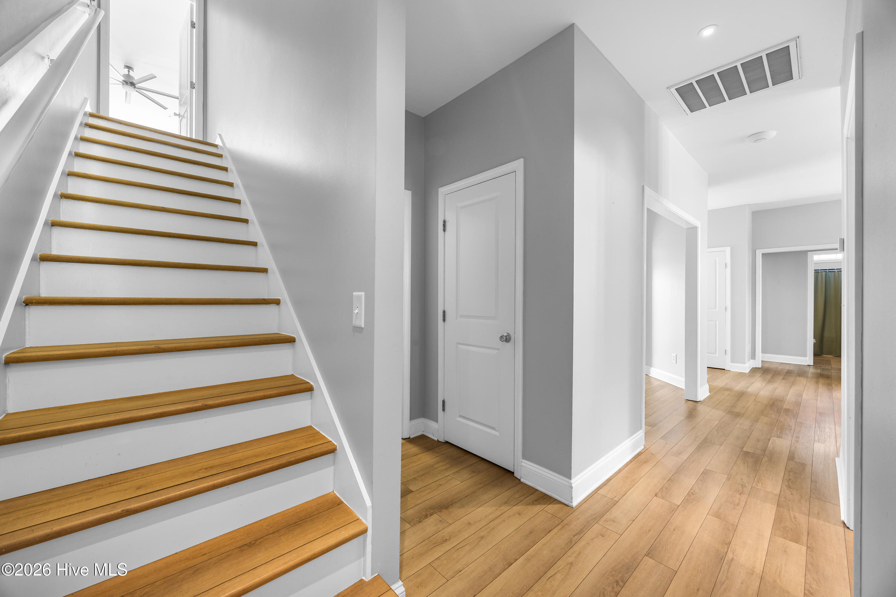 133 Fairview Road Leland, NC 28451 - Photo 26 of 53 30_hallway