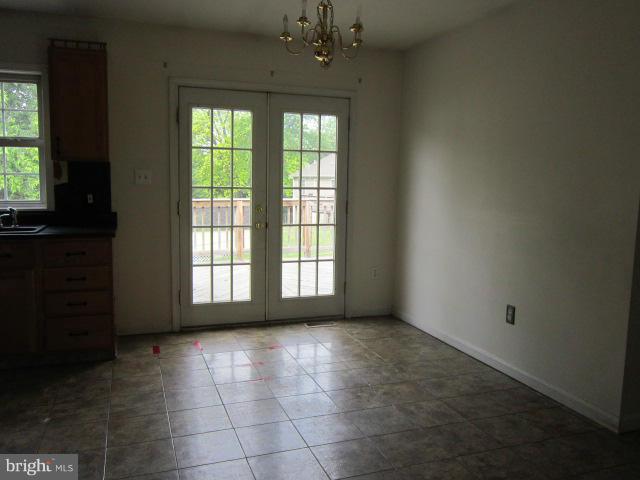 404 Lee Street Ranson, WV 25438 - Photo 10 of 23 Dining Room