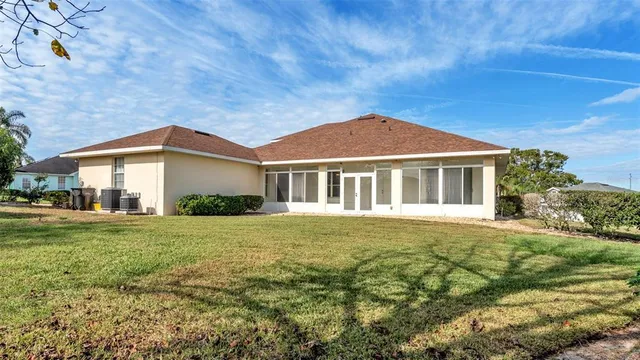 $520,000 | 5480 Summerland Hills Drive, Lakeland, FL 33812