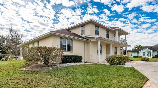 $520,000 | 5480 Summerland Hills Drive, Lakeland, FL 33812