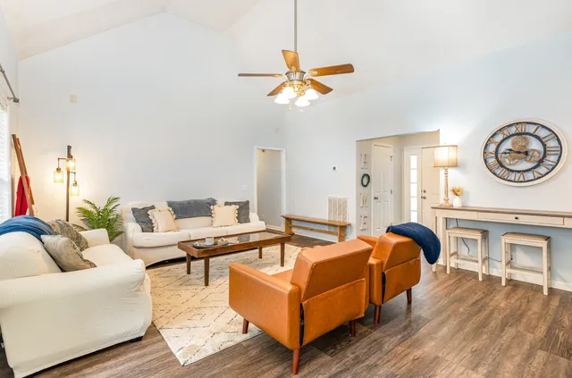 $388,900 | 309 Sunnycrest Drive, Murfreesboro, TN 37129