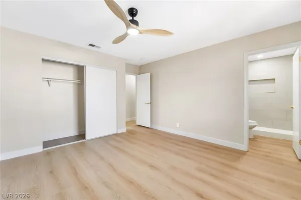 $2,000 | 517 Longtree Avenue, Henderson, NV 89011