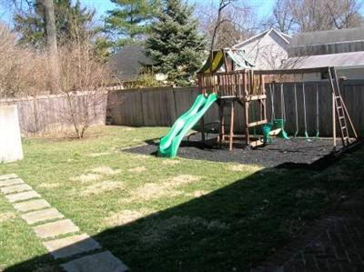 1109 Fincastle Road Lexington, KY 40502 - Photo 22 of 24 This is a view of the backyard with a st