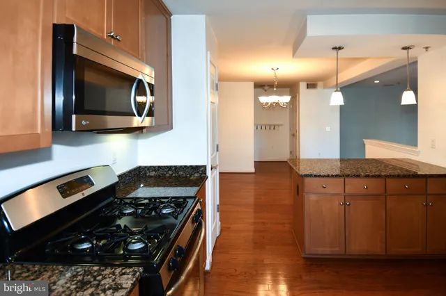 $379,000 | 4127 South Four Mile Run Drive, Unit 304, Arlington, VA 22204