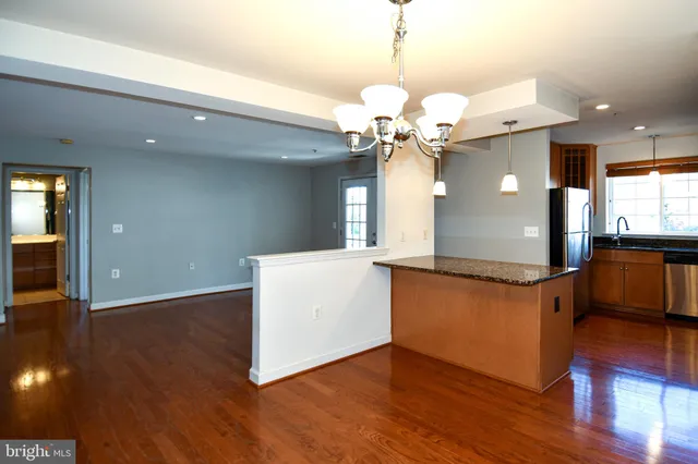 $379,000 | 4127 South Four Mile Run Drive, Unit 304, Arlington, VA 22204