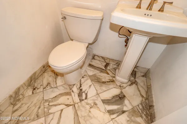 $675,000 | 1 Channel Drive, Unit 1705, Monmouth Beach, NJ 07750