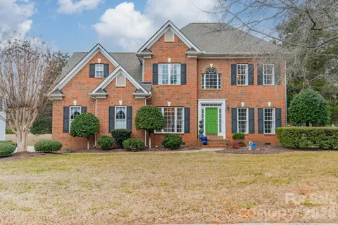 $575,000 | 4006 Belle Meade Circle, Belmont, NC 28012