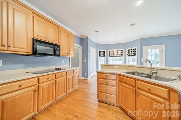 $569,900 | 4006 Belle Meade Circle, Belmont, NC 28012