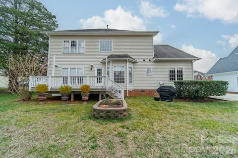 $575,000 | 4006 Belle Meade Circle, Belmont, NC 28012