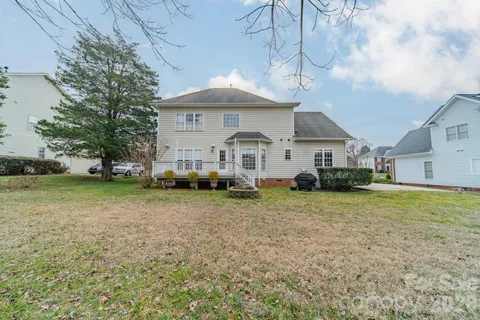 $575,000 | 4006 Belle Meade Circle, Belmont, NC 28012