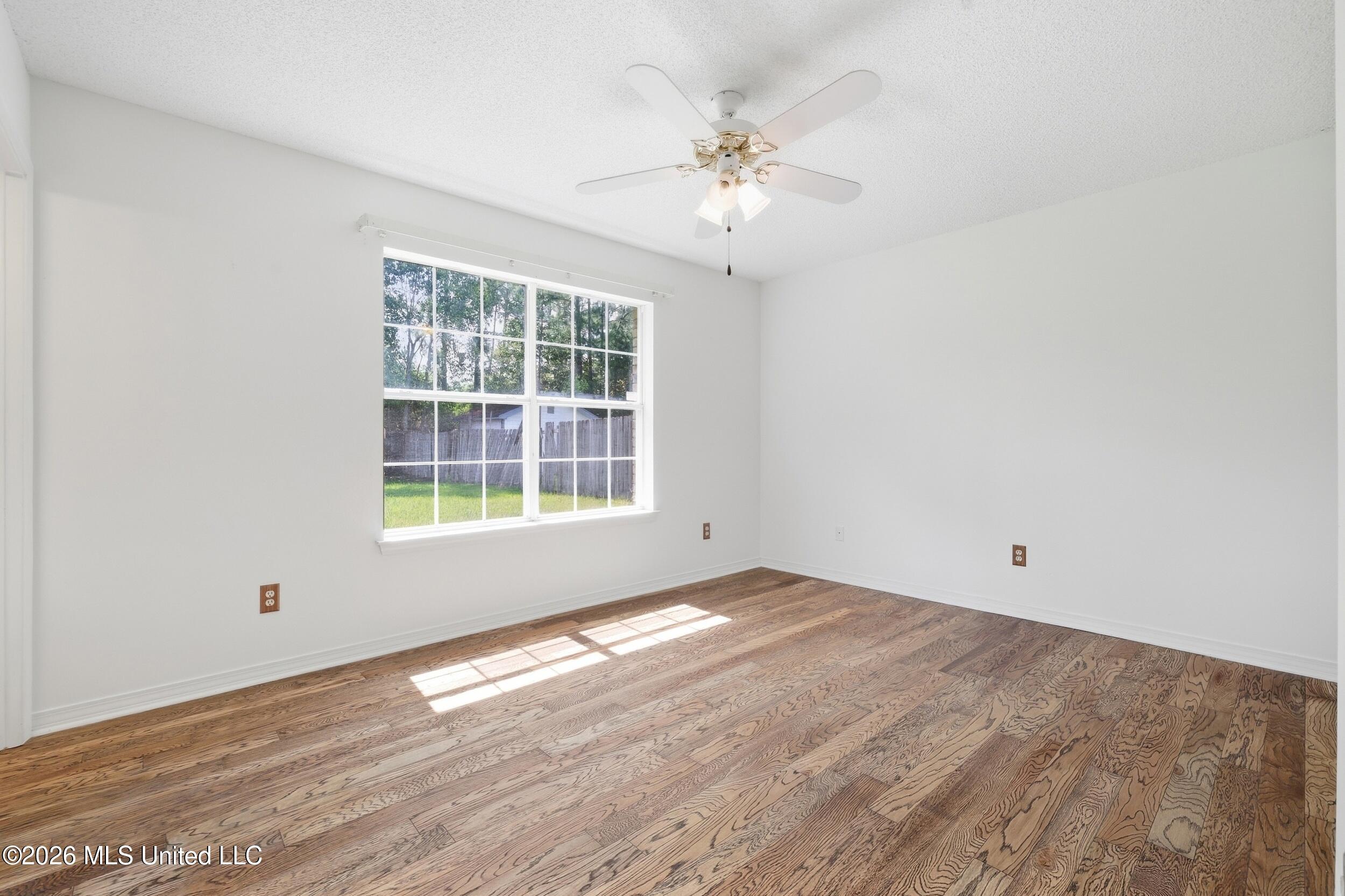 1617 Springridge Road Gautier, MS 39553 - Photo 9 of 39 9_r6__2727