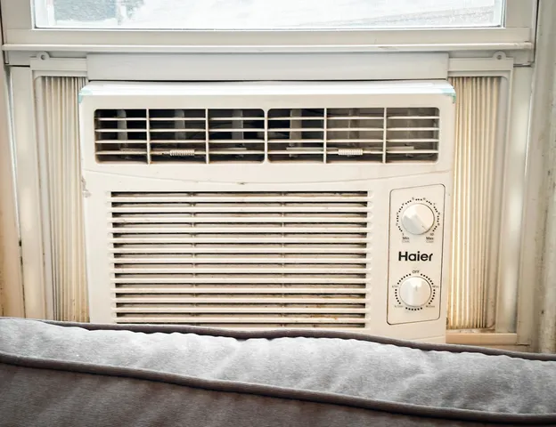 $1,300 | 2315-2317 New York Avenue, Unit C4, Union City, NJ 07087