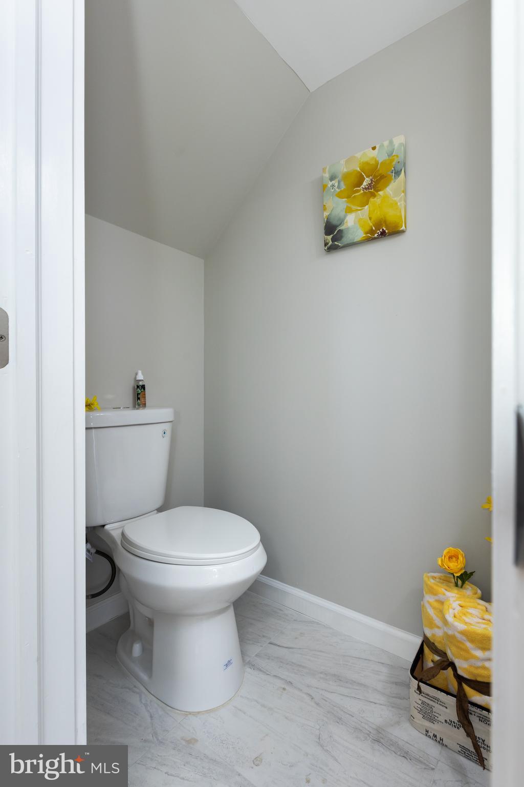 2407 Hammonds Ferry Road Halethorpe, MD 21227 - Photo 23 of 43 a bathroom with a toilet and a sink