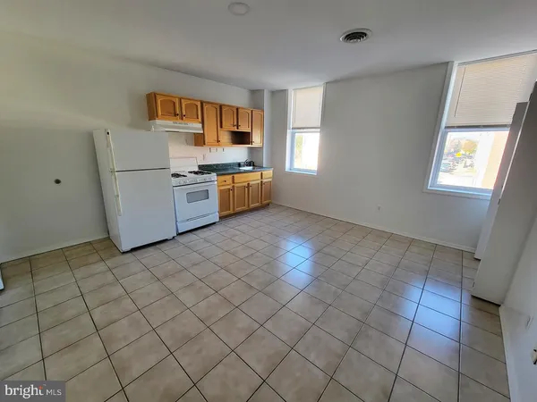 $850 | 2987 Frankford Avenue, Philadelphia, PA 19134