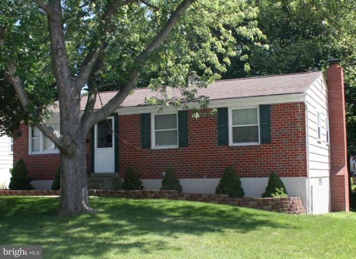 417 Highmeadow Road Reisterstown, MD 21136 - Photo 3 of 22 Exterior (Front)