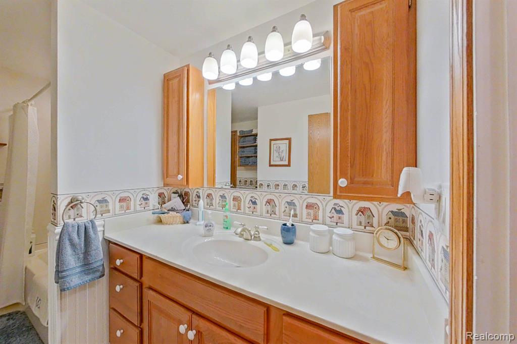 8390 Calkins Road Flint, MI 48532 - Photo 31 of 47