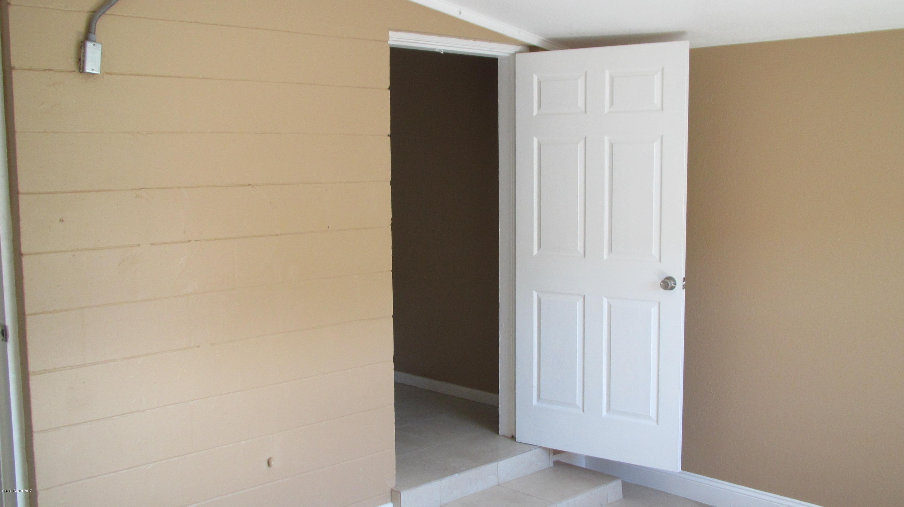 2188 Laden Road Melbourne, FL 32935 - Photo 17 of 19 IMG_0054