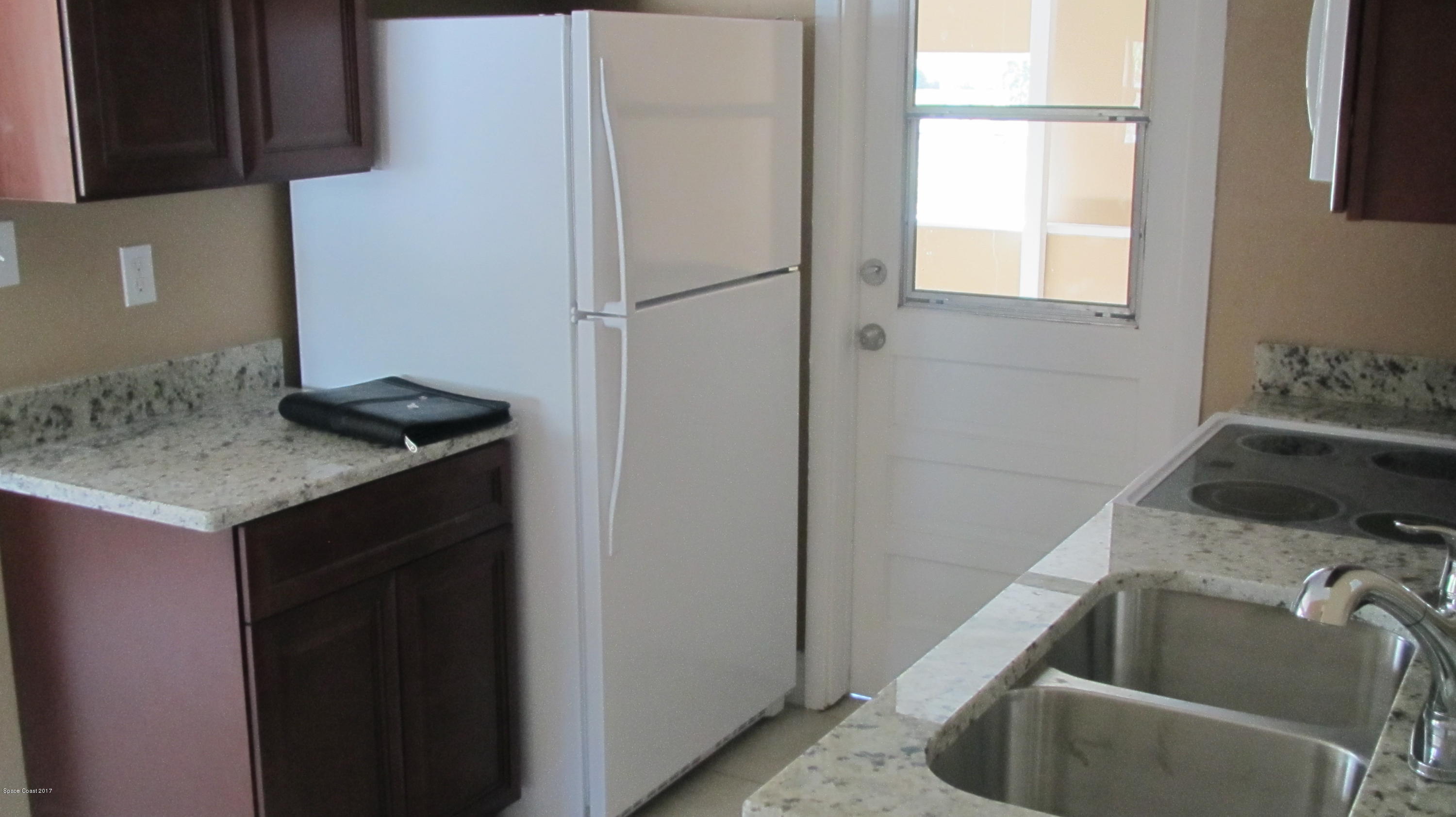 2188 Laden Road Melbourne, FL 32935 - Photo 6 of 19 IMG_0043