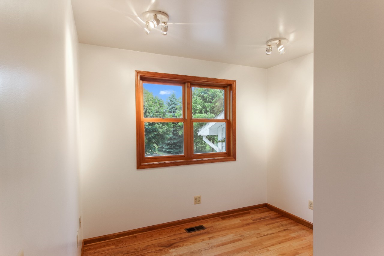 1551 Smith Road Traverse City, MI 49696 - Photo 22 of 41 1862923-21.JPG