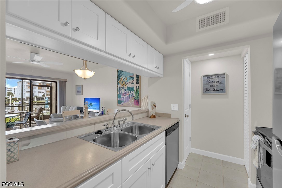 200 Lenell Road, Unit 218 Fort Myers Beach, FL 33931 - Photo 4 of 19