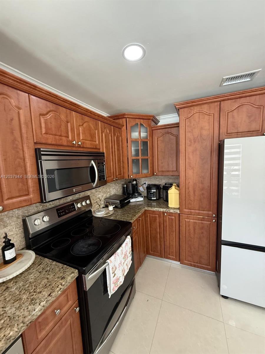 14832 Southwest 169th Lane Miami, FL 33187 - Photo 39 of 69