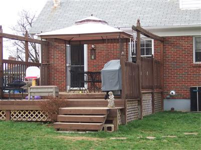 654 Hill N Dale Road Lexington, KY 40503 - Photo 6 of 23 Deck for grilling and entertaining.