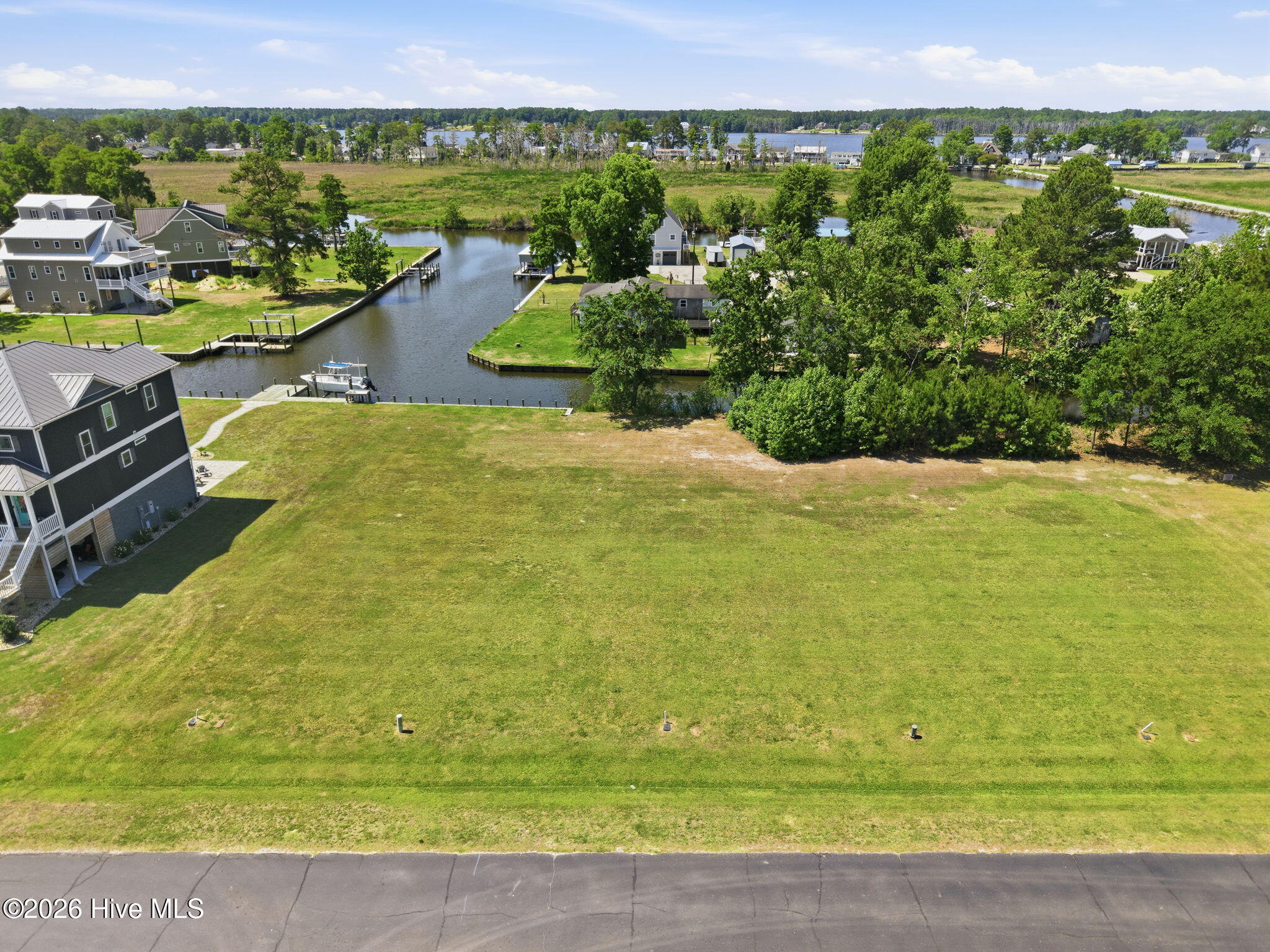 106 Whichard Lane Chocowinity, NC 27817 - Photo 6 of 15 6-web-or-mls-DJI_20260520111529_0016_D_e
