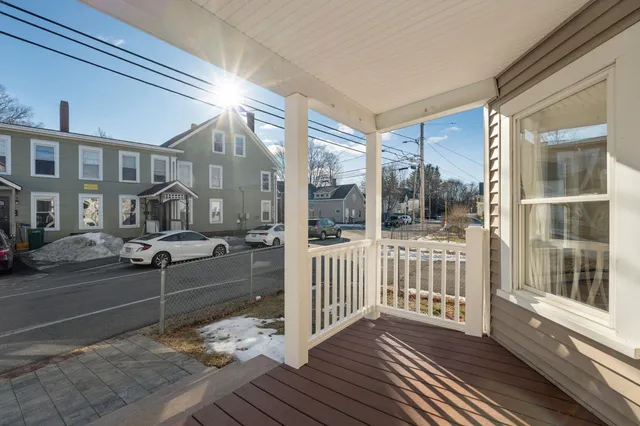 $2,100 | 57 Congress Street, Unit 2, Rochester, NH 03867