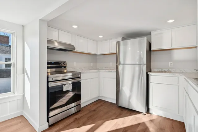 $2,100 | 57 Congress Street, Unit 2, Rochester, NH 03867