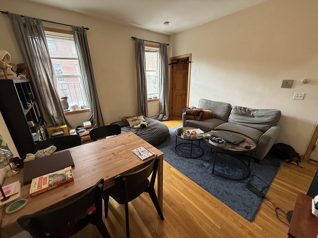 712 Commonwealth Avenue, Unit 3 Boston, MA 02215 - Photo 3 of 7