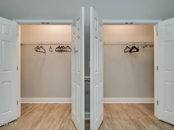 $2,500 | 169 East Grande Avenue, Unit 300, Johnson City, TN 37601