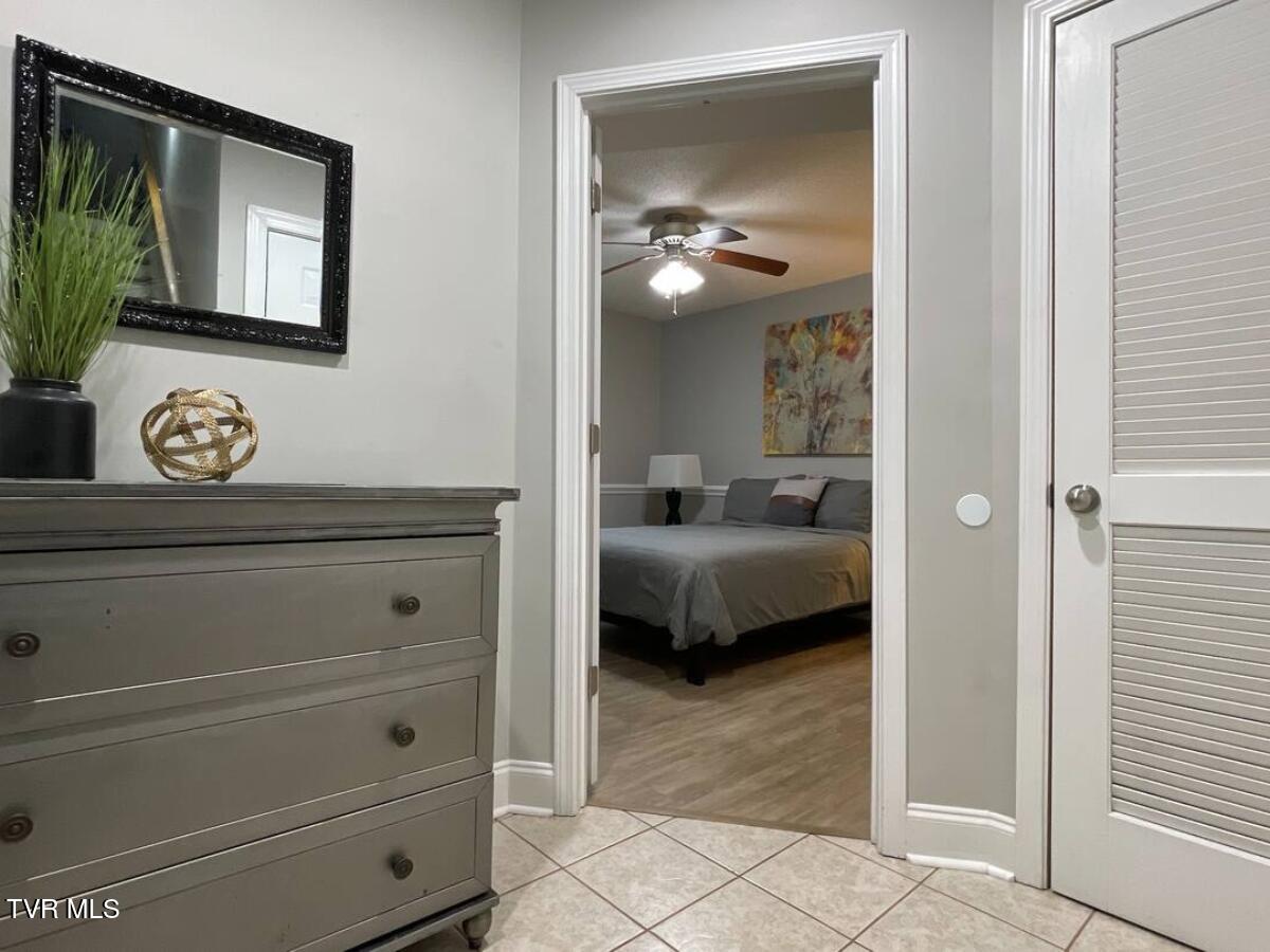 169 East Grande Avenue, Unit 300 Johnson City, TN 37601 - Photo 20 of 27 20