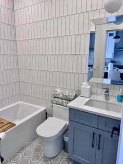 $729,500 | 2446 West Augusta Boulevard, Unit 3, Chicago, IL 60622
