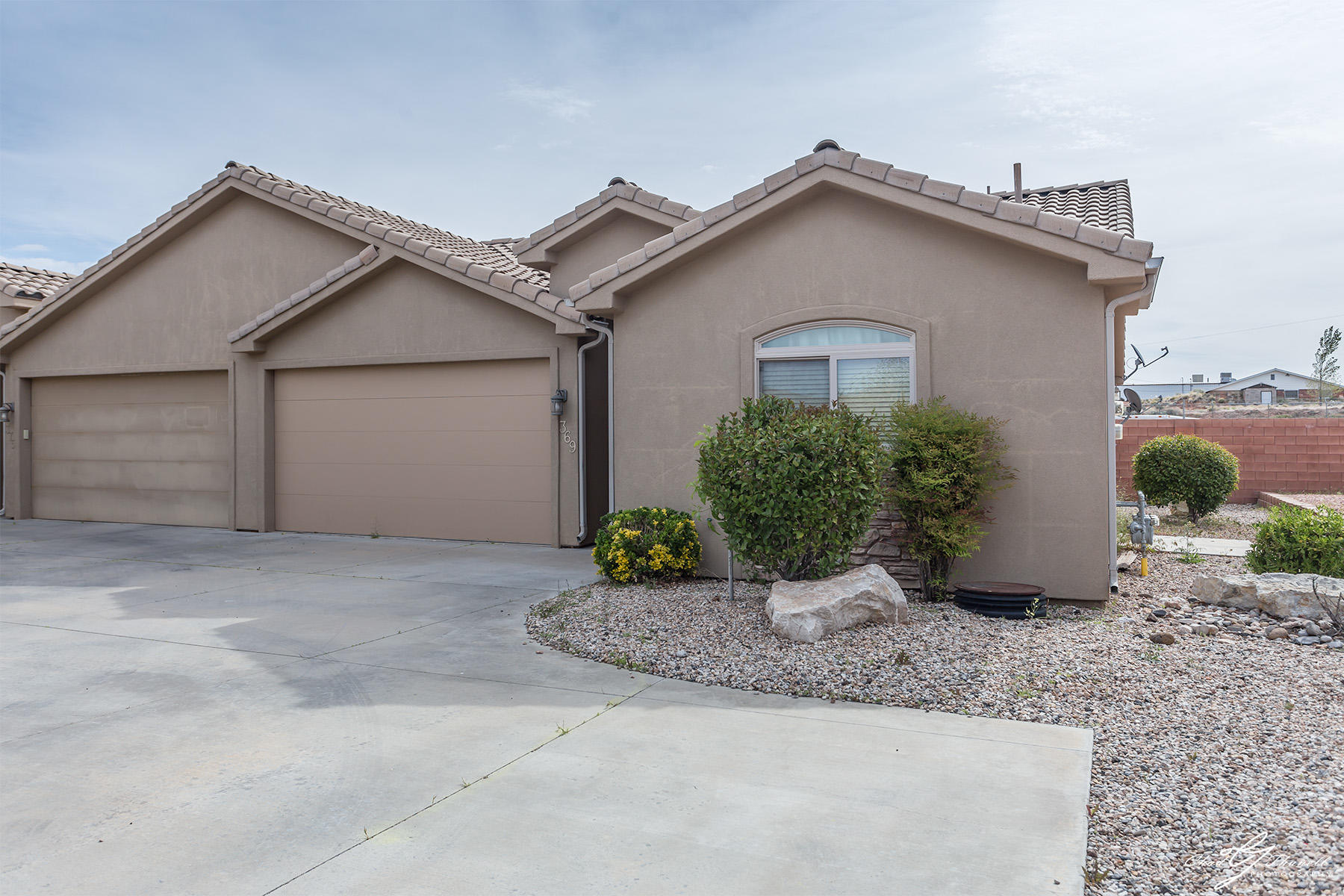 369 North 2480th Street West Hurricane, UT 84737 - Photo 1 of 1 Front Right