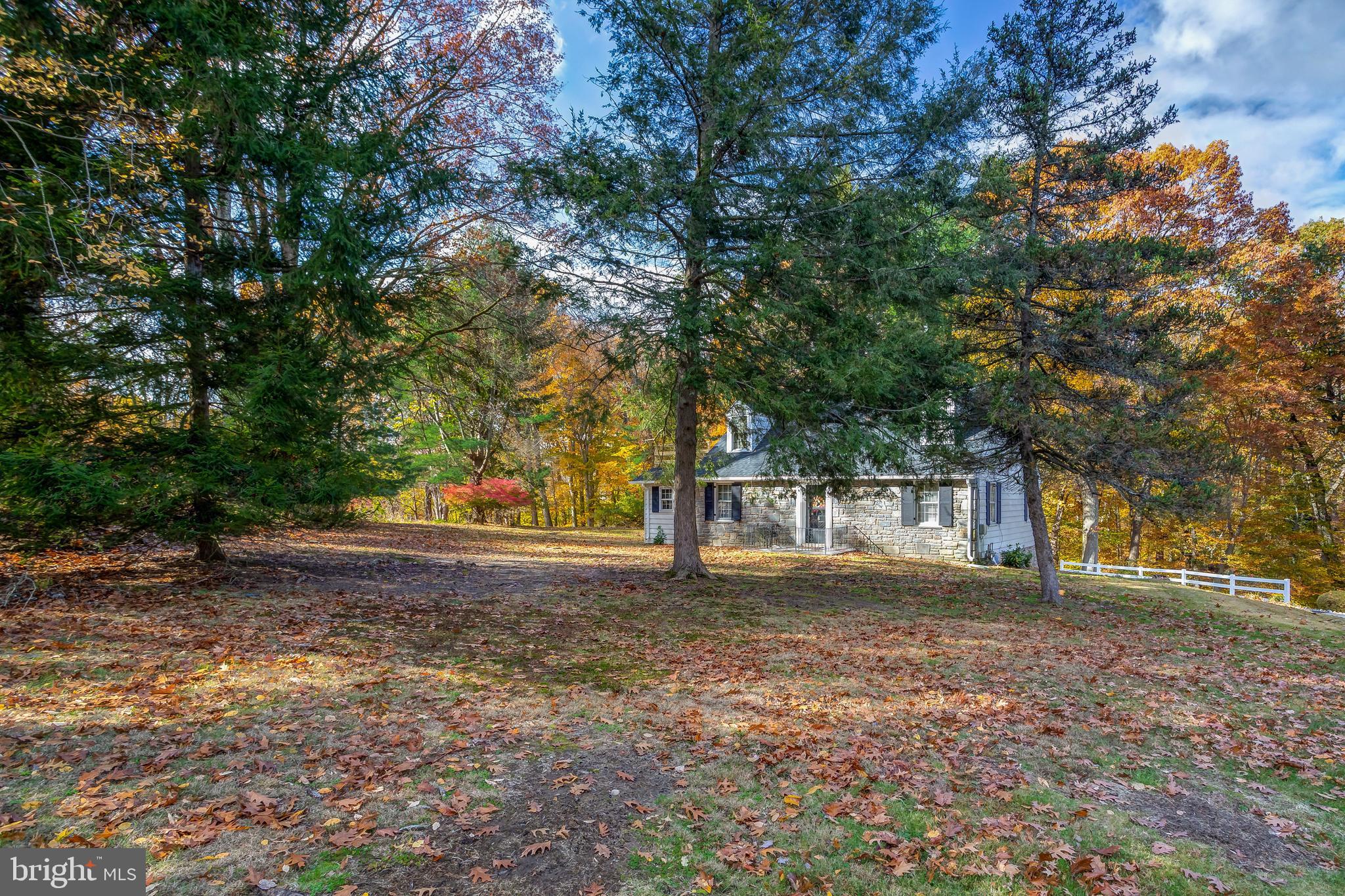 728 Winchester Road Media, PA 19063 - Photo 5 of 50 Gallery Image 5