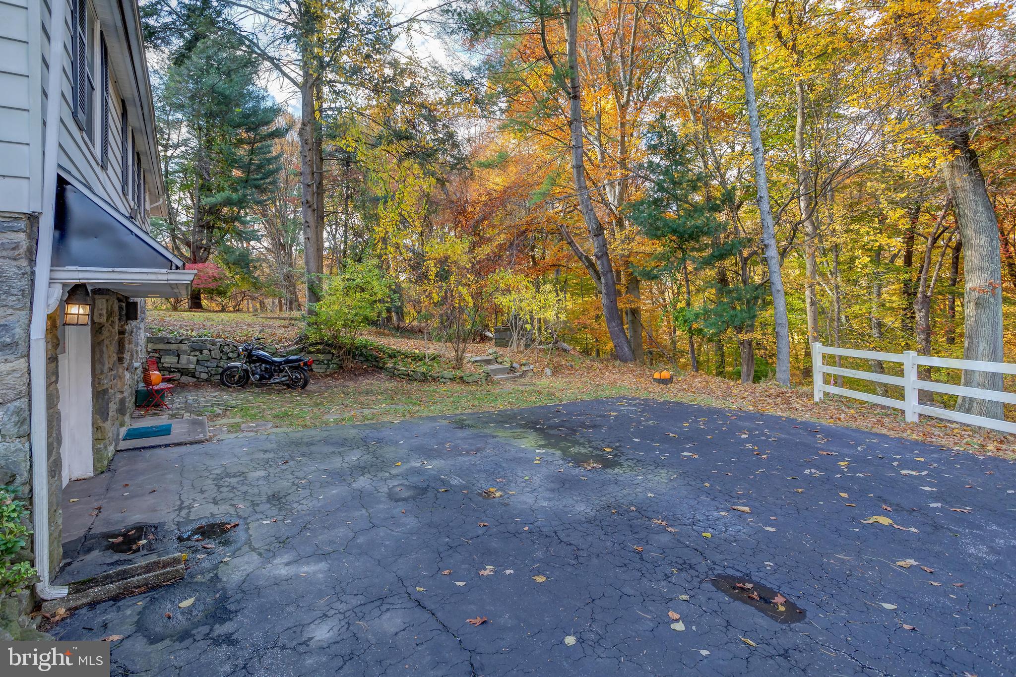 728 Winchester Road Media, PA 19063 - Photo 7 of 50 Gallery Image 7