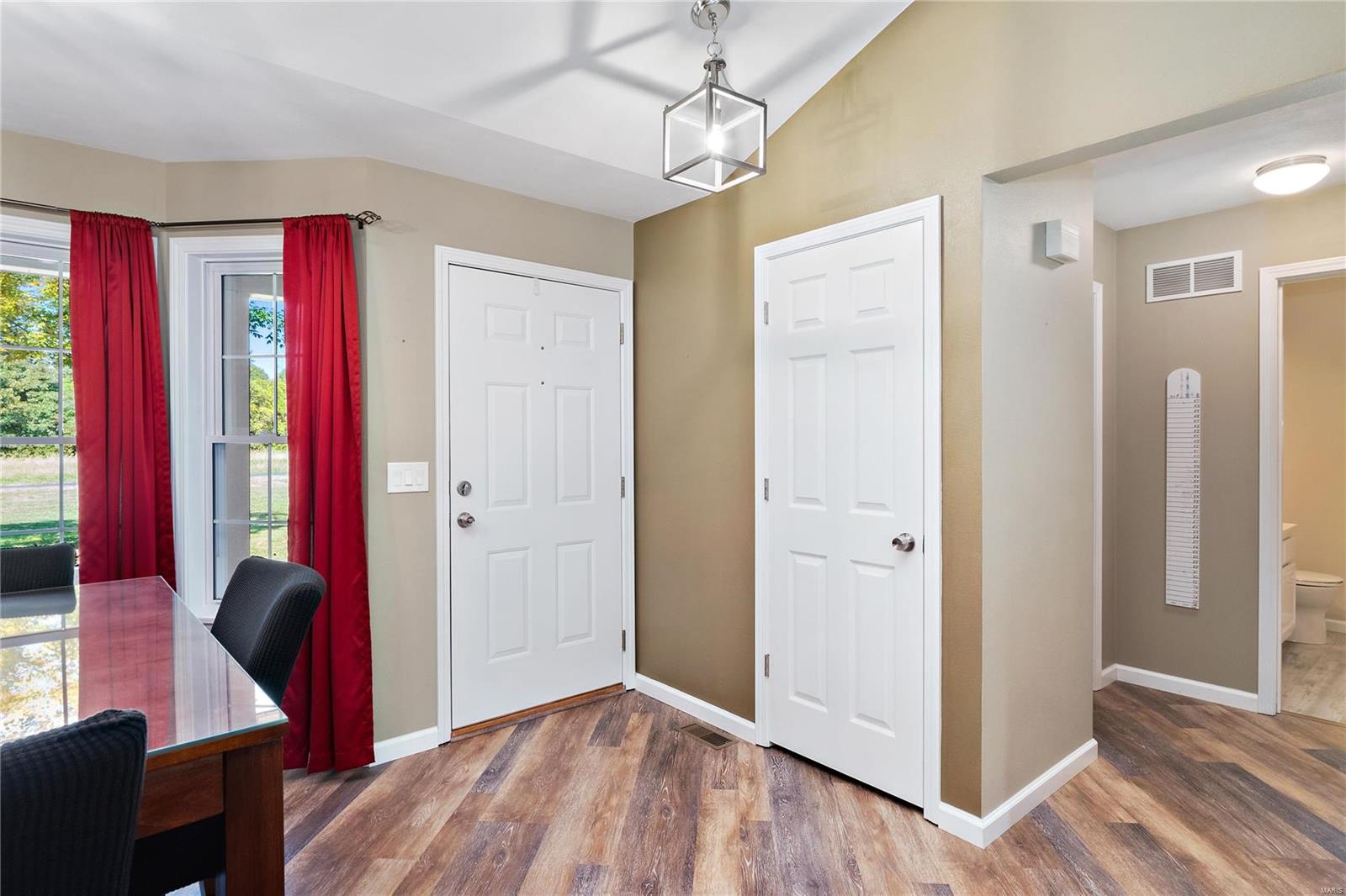 3322 Hh Road Waterloo, IL 62298 - Photo 3 of 40