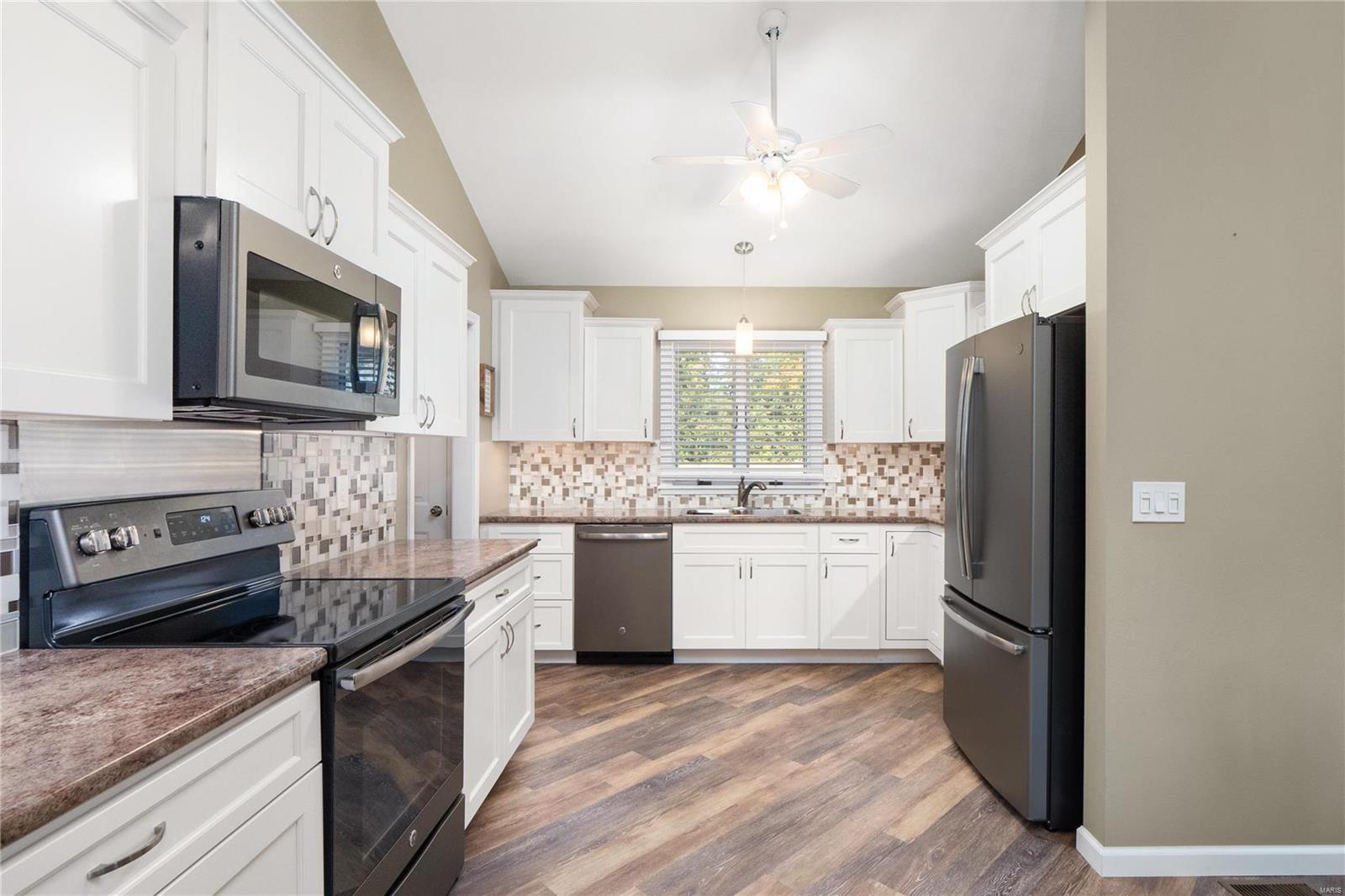 3322 Hh Road Waterloo, IL 62298 - Photo 9 of 40