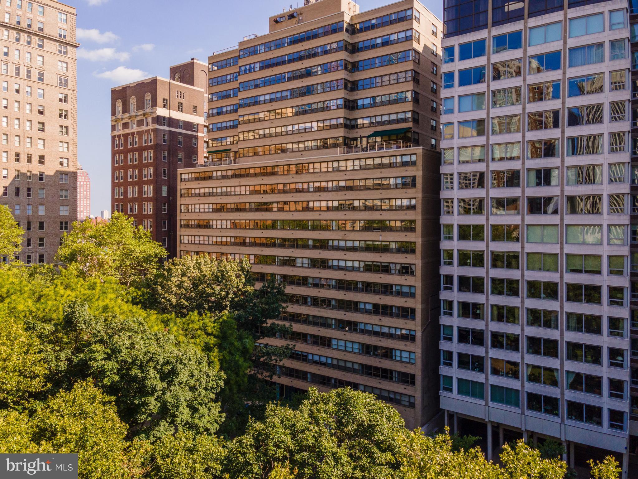 1810 Rittenhouse Square, Unit 1405 Philadelphia, PA 19103 - Photo 1 of 31 Gallery Image 1