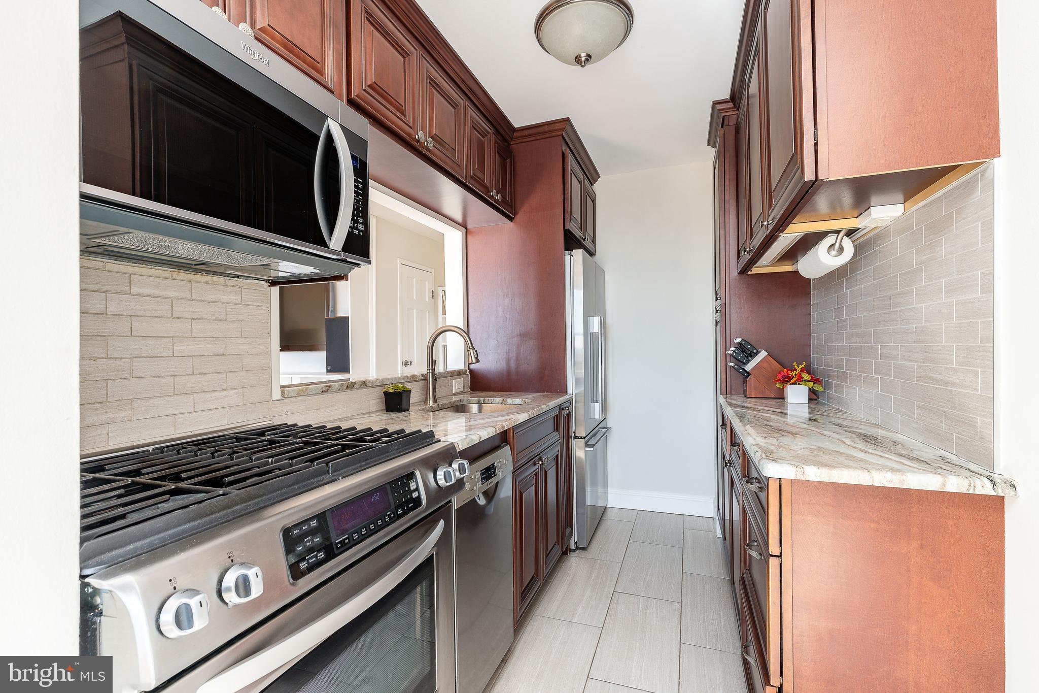 1810 Rittenhouse Square, Unit 1405 Philadelphia, PA 19103 - Photo 12 of 31 Gallery Image 12