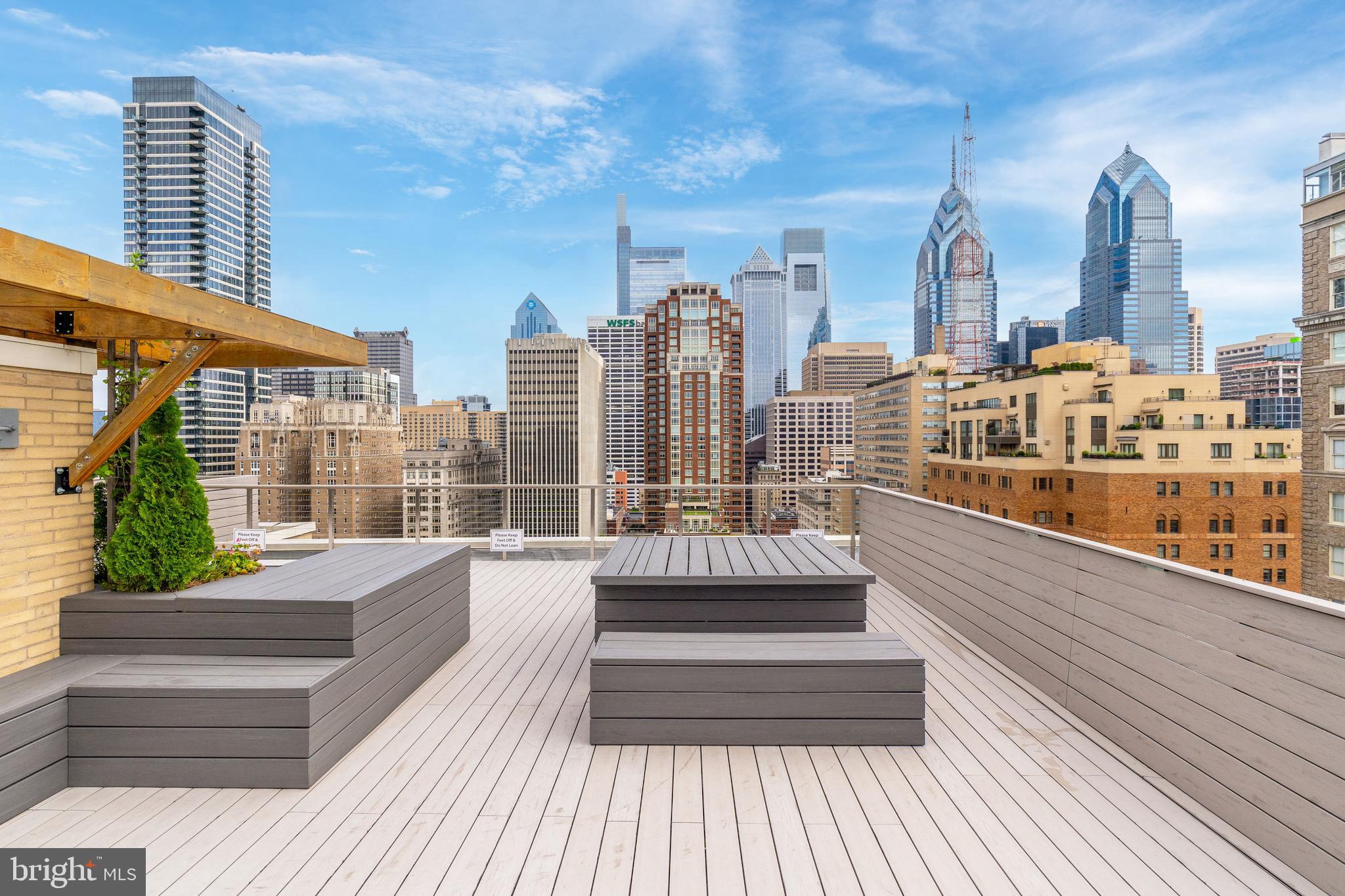 1810 Rittenhouse Square, Unit 1405 Philadelphia, PA 19103 - Photo 23 of 31 Gallery Image 23
