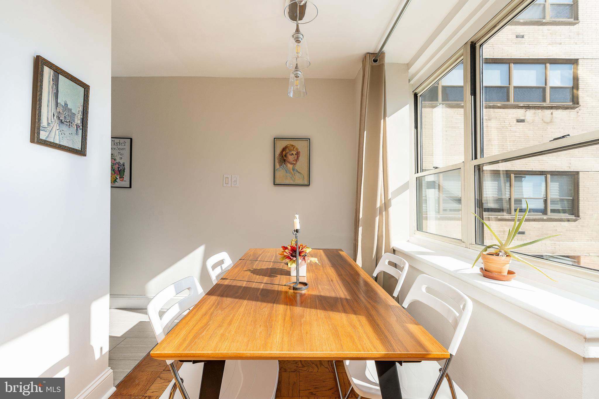 1810 Rittenhouse Square, Unit 1405 Philadelphia, PA 19103 - Photo 9 of 31 Gallery Image 9