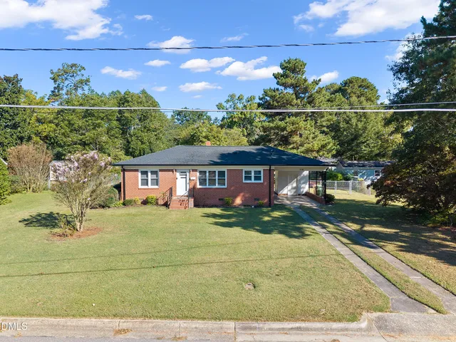 $1,500 | 116 Compton Street, Clayton, NC 27520
