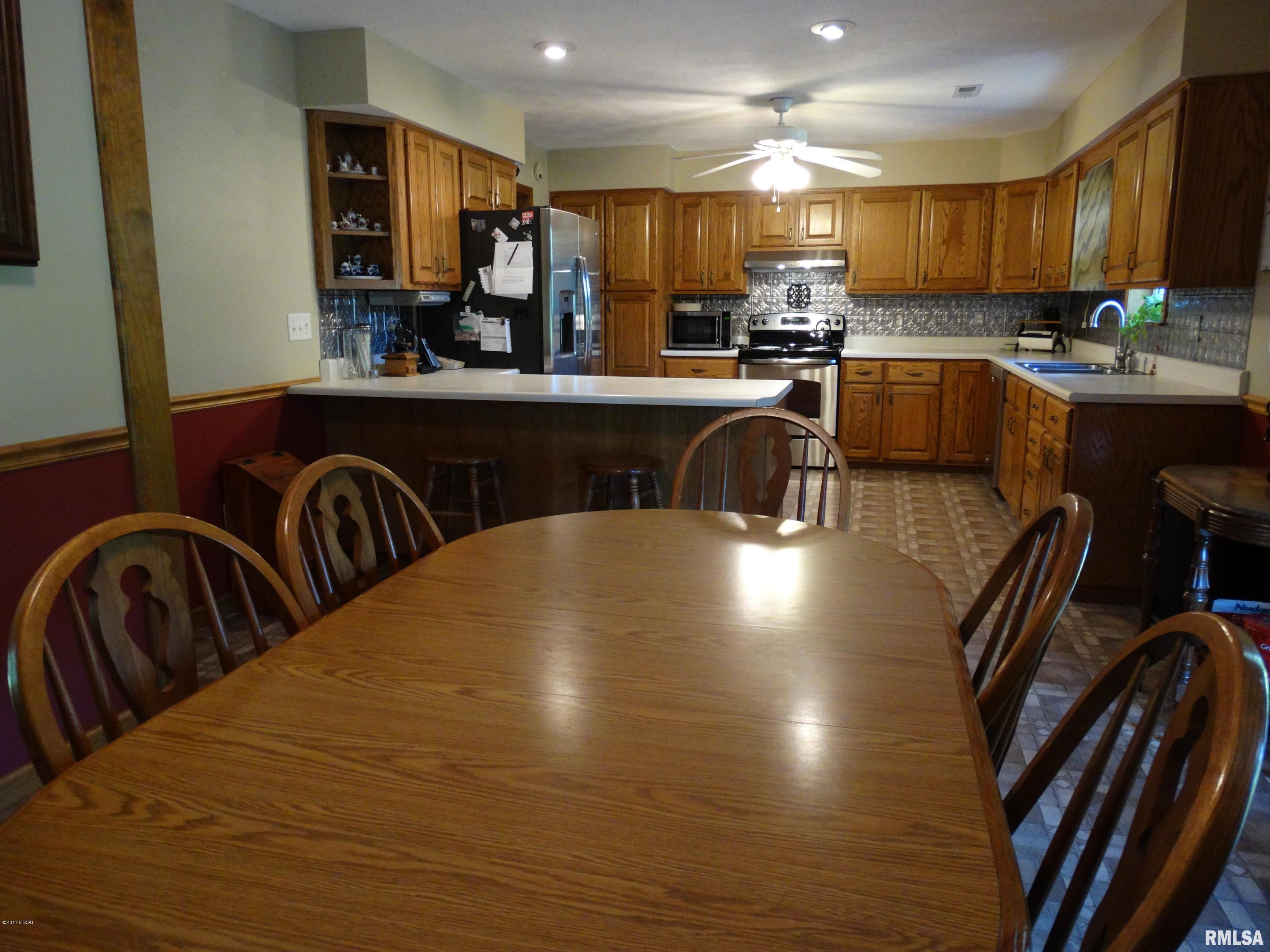 18043 Shed Church Road Marion, IL 62959 - Photo 13 of 37