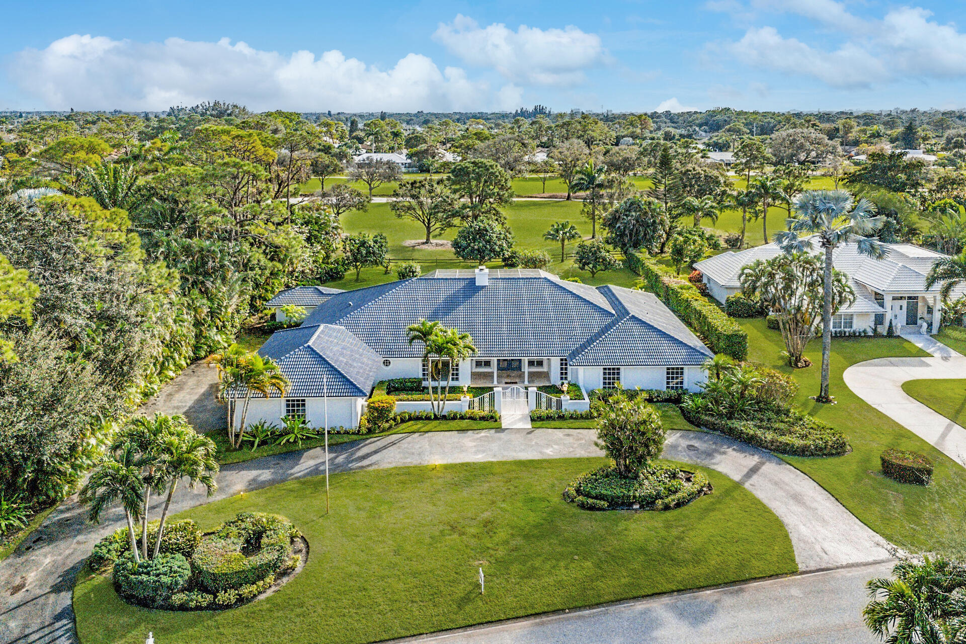 650 Atlantis Estates Way Atlantis, FL 33462 - Photo 3 of 25 650_primary